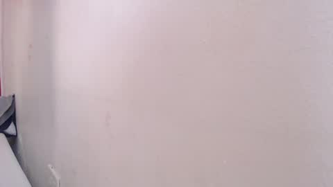 Snapshot of tiny_whore18 chatting on November 1, 2025, 10:39 am tiny_whore18 online show from November 1, 2025, 10:39 am