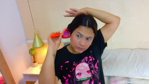 tiny_whore18 online show from May 2, 2026, 6:40 am