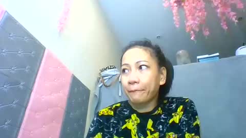 Snapshot of tinyasian911718 chatting on January 4, 2025, 6:40 pm Tinyasian911718 sweetinyasian instagram online show from January 4, 2025, 6:40 pm