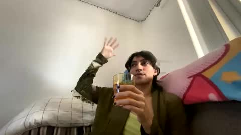 tinyhairycherry online show from November 6, 2025, 6:53 pm