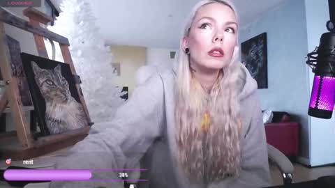 stage Kylie Sinner  brand CLITBAIT online show from February 23, 2026, 11:29 am