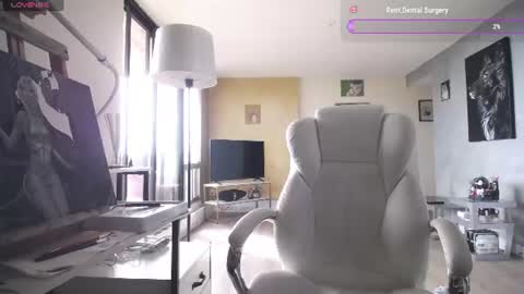 Snapshot of tinykylie chatting on June 27, 2026, 8:14 pm stage Kylie Sinner brand CLITBAIT online show from June 27, 2026, 8:14 pm