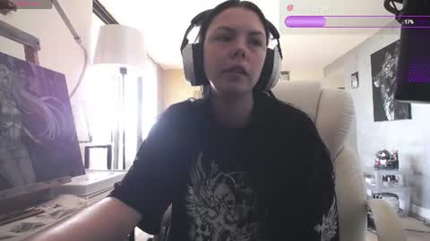 Snapshot of tinykylie chatting on July 5, 2026, 8:38 pm stage Kylie Sinner brand CLITBAIT online show from July 5, 2026, 8:38 pm