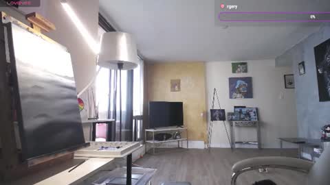 Snapshot of tinykylie chatting on July 11, 2026, 9:56 am stage Kylie Sinner brand CLITBAIT online show from July 11, 2026, 9:56 am