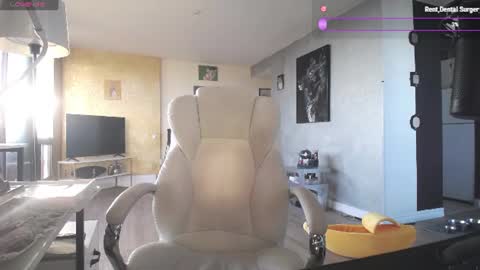 Snapshot of tinykylie chatting on July 12, 2026, 11:18 pm stage Kylie Sinner brand CLITBAIT online show from July 12, 2026, 11:18 pm