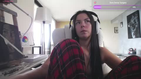Snapshot of tinykylie chatting on July 14, 2026, 10:21 am stage Kylie Sinner brand CLITBAIT online show from July 14, 2026, 10:21 am