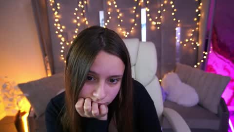 Snapshot of tinynataliee chatting on May 14, 2026, 8:59 pm tinynataliee online show from May 14, 2026, 8:59 pm