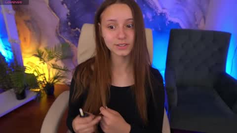 Snapshot of tinynataliee chatting on June 1, 2026, 6:15 am tinynataliee online show from June 1, 2026, 6:15 am