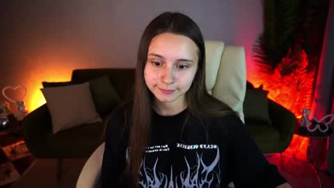 Snapshot of tinynataliee chatting on June 29, 2026, 7:25 pm tinynataliee online show from June 29, 2026, 7:25 pm