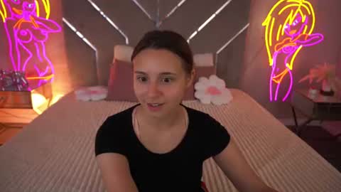Snapshot of tinynataliee chatting on July 27, 2026, 1:29 pm tinynataliee online show from July 27, 2026, 1:29 pm