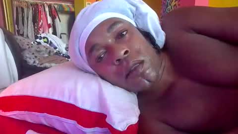 Snapshot of tinypoodledick chatting on March 10, 2026, 12:10 pm littledpoodledick online show from March 10, 2026, 12:10 pm