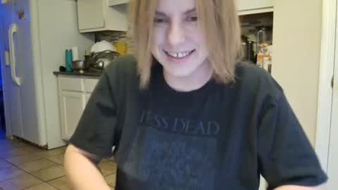 Snapshot of tinywithtiddies chatting on October 28, 2025, 12:41 pm tinywithtiddies online show from October 28, 2025, 12:41 pm