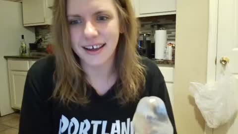 Snapshot of tinywithtiddies chatting on November 26, 2025, 1:39 am tinywithtiddies online show from November 26, 2025, 1:39 am