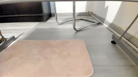 Anna online show from December 18, 2024, 6:35 pm