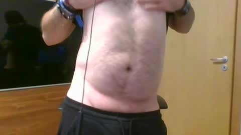 Snapshot of tirolerboy27 chatting on December 12, 2024, 12:44 pm Tirolerboy27 online show from December 12, 2024, 12:44 pm