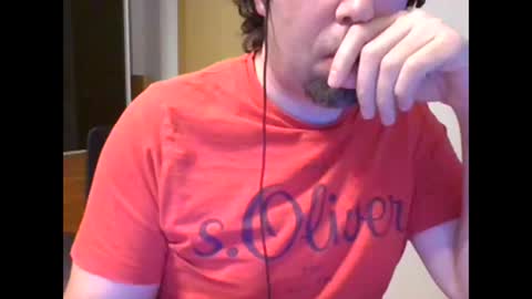 Snapshot of tirolerboy27 chatting on February 5, 2025, 3:52 pm Tirolerboy27 online show from February 5, 2025, 3:52 pm