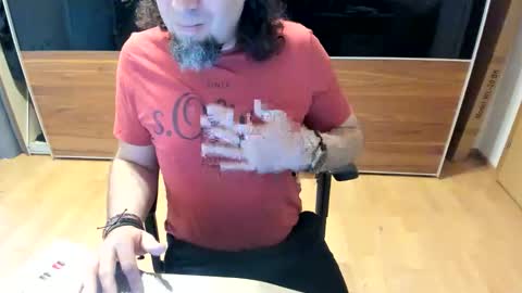 Snapshot of tirolerboy27 chatting on May 7, 2026, 7:47 am Tirolerboy27 online show from May 7, 2026, 7:47 am