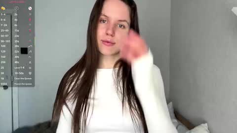 Adeline Di or just cute girl 3 online show from March 11, 2026, 7:14 am