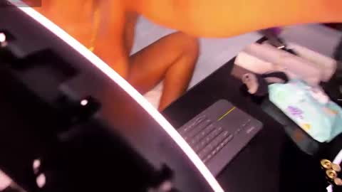 Tisha online show from February 2, 2025, 4:54 pm