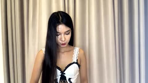 Xiao wu online show from March 23, 2026, 3:32 am