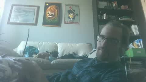 titlovercums online show from January 8, 2026, 6:21 pm