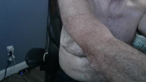 Snapshot of titman98 chatting on December 2, 2025, 1:05 pm titman98 online show from December 2, 2025, 1:05 pm