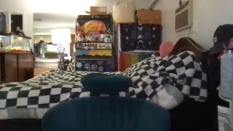 formerly bigtittygothwhore online show from December 4, 2025, 7:11 pm