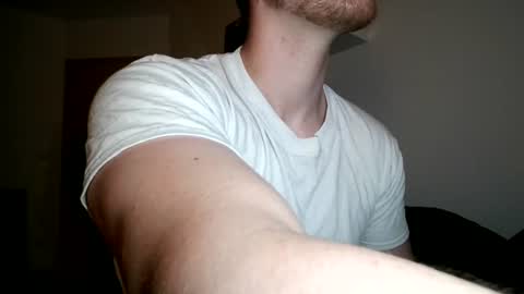 Snapshot of tiwe_ chatting on June 20, 2026, 3:48 pm HornyGentleman online show from June 20, 2026, 3:48 pm