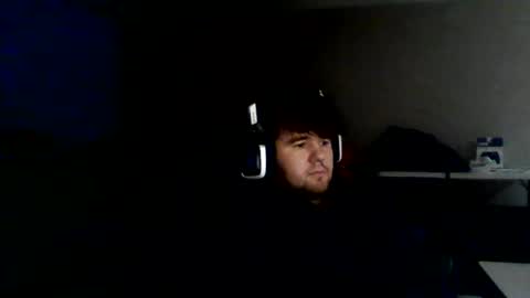 Snapshot of tizzledude chatting on July 25, 2026, 4:54 am tizzledude online show from July 25, 2026, 4:54 am