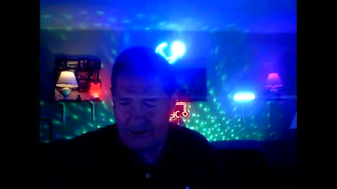 Snapshot of tkthedj chatting on April 19, 2026, 7:40 am TK online show from April 19, 2026, 7:40 am