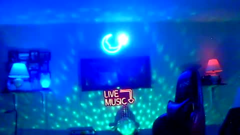 Snapshot of tkthedj chatting on June 28, 2026, 10:05 pm TK online show from June 28, 2026, 10:05 pm