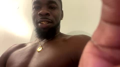 tlc071994 online show from February 28, 2025, 9:12 pm