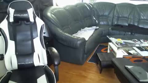 Tobias online show from May 16, 2026, 12:04 pm