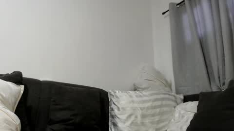 Snapshot of tod916 chatting on November 16, 2025, 7:36 am LuckyLaura online show from November 16, 2025, 7:36 am