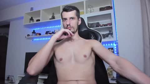 Snapshot of toddclaytonn chatting on October 23, 2025, 10:52 pm Todd online show from October 23, 2025, 10:52 pm