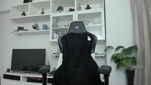 Todd online show from June 9, 2026, 6:19 pm