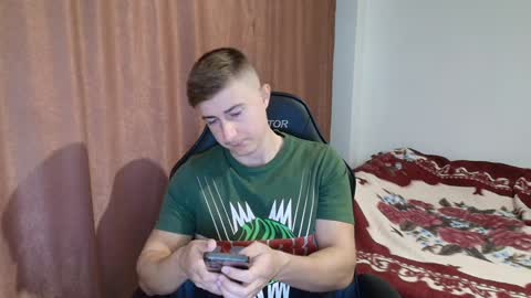 Snapshot of todhorny987 chatting on December 11, 2024, 8:15 am todhorny987 online show from December 11, 2024, 8:15 am