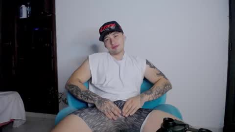 Snapshot of tojiheria chatting on November 30, 2025, 7:29 pm tojiheria online show from November 30, 2025, 7:29 pm