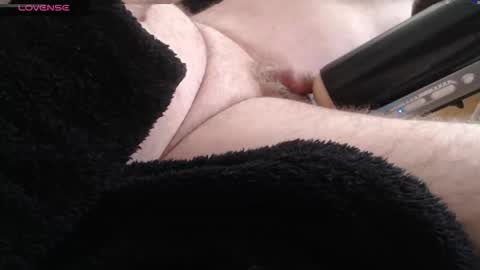 Snapshot of tokensnone chatting on January 12, 2026, 9:03 am tokensnone online show from January 12, 2026, 9:03 am