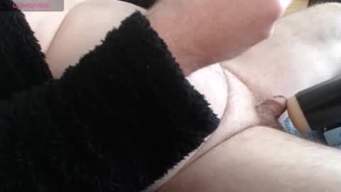 Snapshot of tokensnone chatting on January 16, 2026, 12:42 pm tokensnone online show from January 16, 2026, 12:42 pm