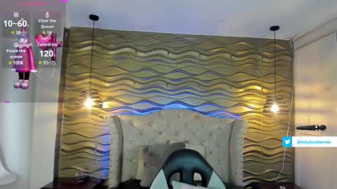 toky         online show from February 18, 2025, 7:09 pm