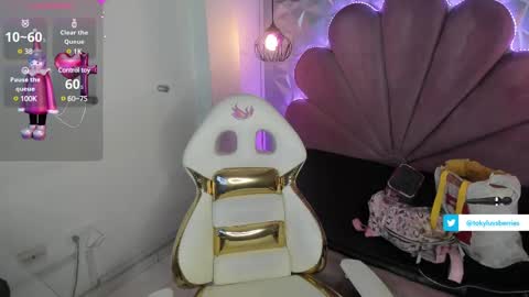 toky         online show from February 26, 2025, 8:22 pm