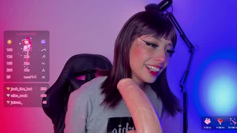  Halsey  Sofii  online show from December 20, 2024, 6:19 am