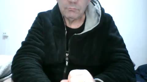 tolon408472 online show from December 16, 2025, 4:23 pm