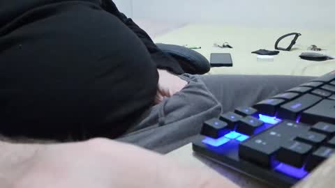 tolon408472 online show from March 9, 2026, 1:31 am