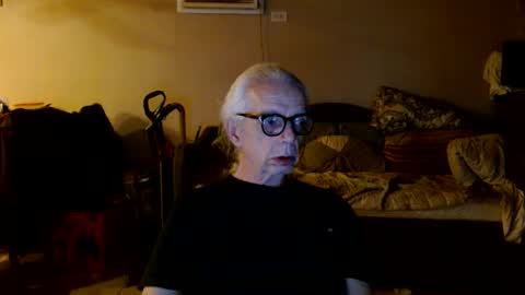 tom112292014 online show from September 11, 2025, 1:49 am