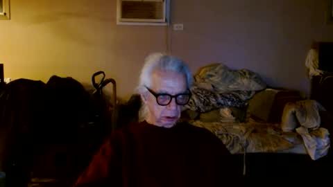 tom112292014 online show from April 27, 2026, 12:19 am