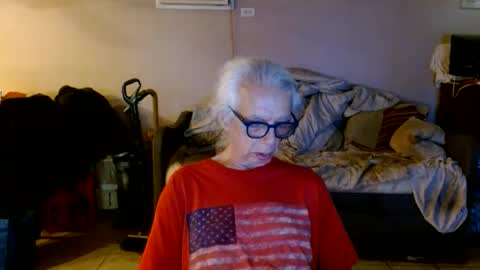Snapshot of tom112292014 chatting on May 27, 2026, 6:27 pm tom112292014 online show from May 27, 2026, 6:27 pm