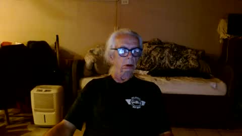 Snapshot of tom112292014 chatting on July 5, 2026, 12:50 am tom112292014 online show from July 5, 2026, 12:50 am