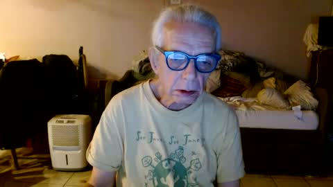Snapshot of tom112292014 chatting on July 14, 2026, 10:32 am tom112292014 online show from July 14, 2026, 10:32 am
